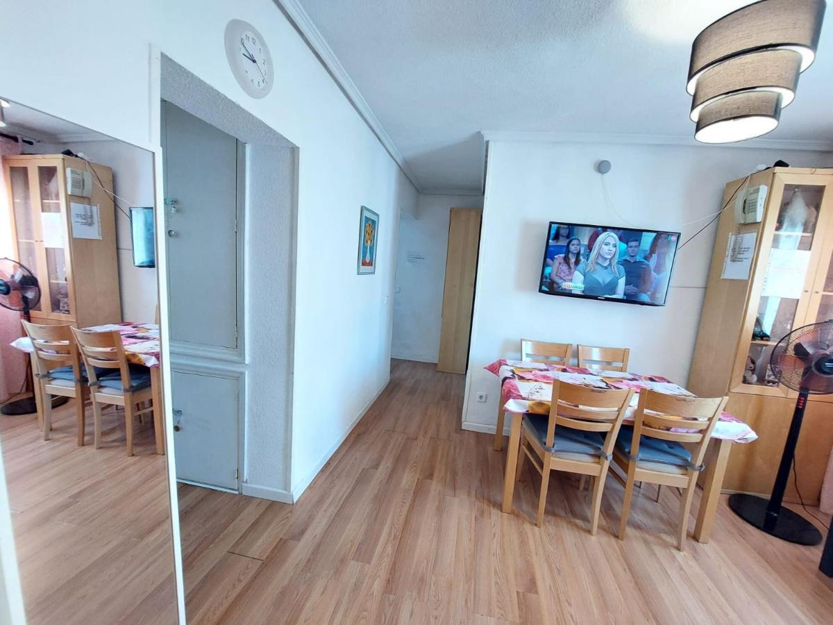 Homestay Olivos Madrid Ngoại thất bức ảnh