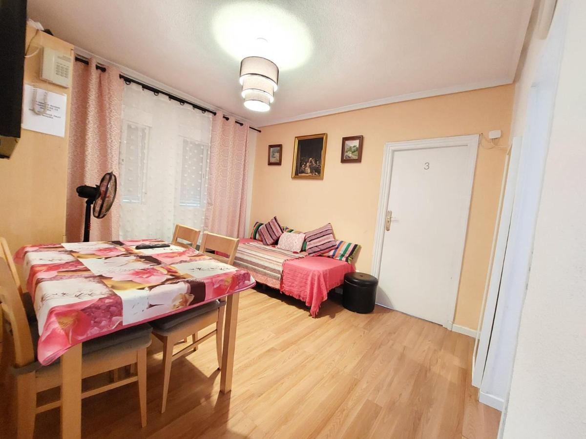 Homestay Olivos Madrid Ngoại thất bức ảnh
