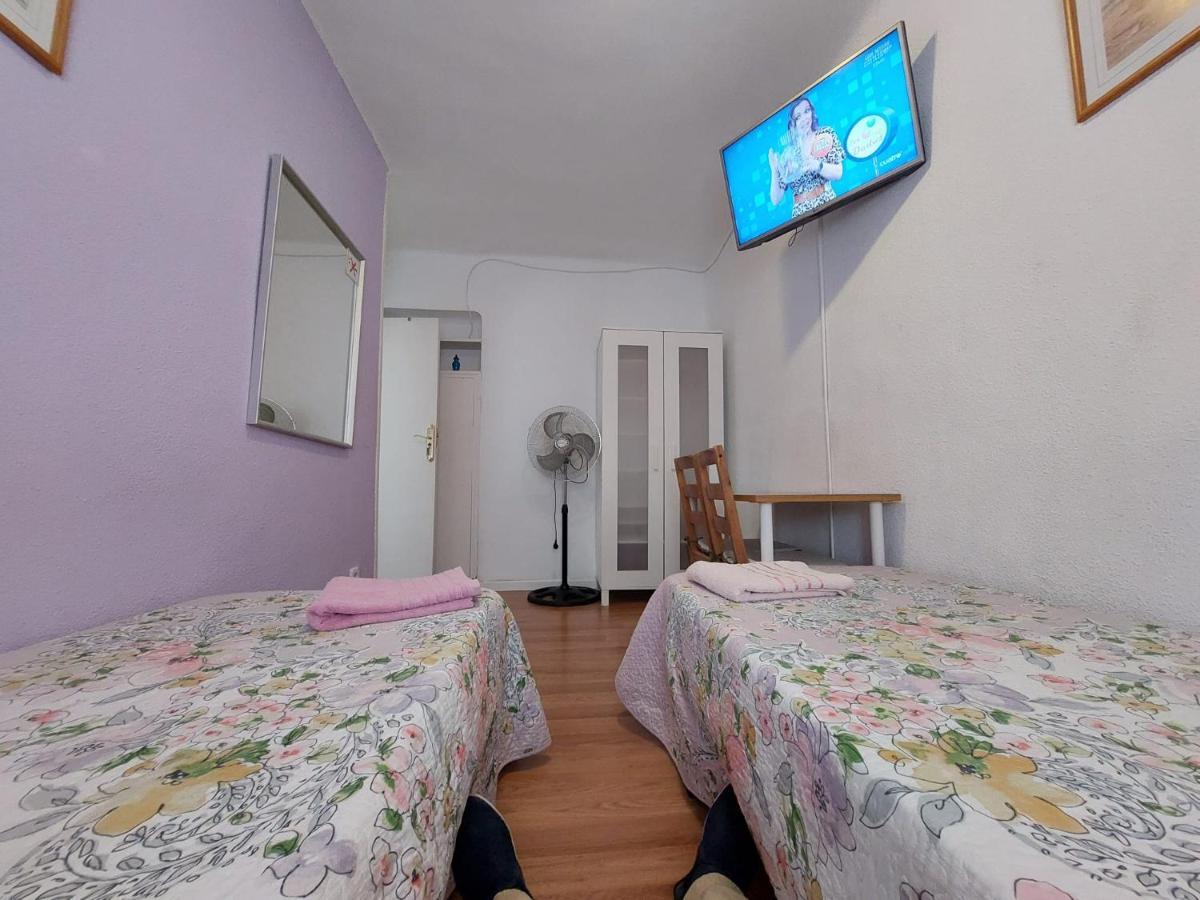 Homestay Olivos Madrid Ngoại thất bức ảnh