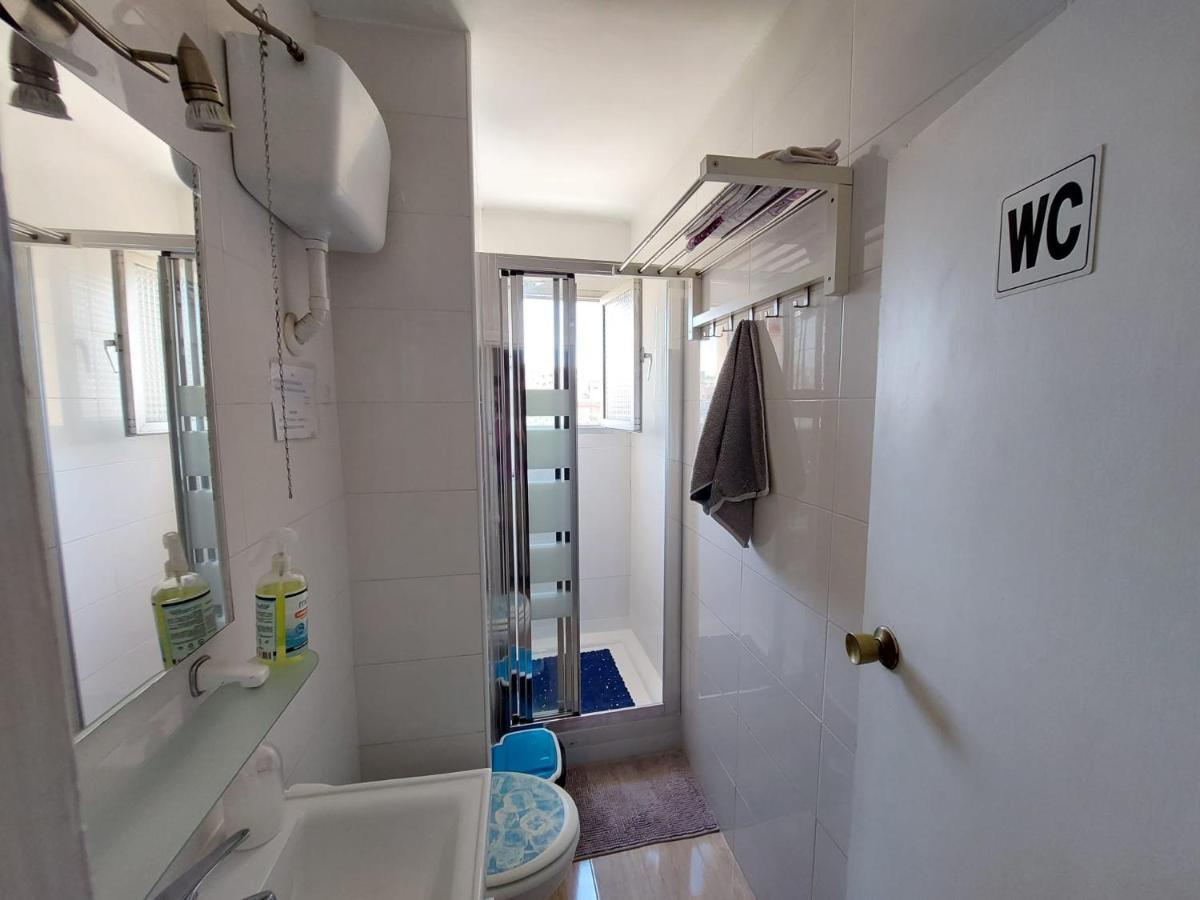 Homestay Olivos Madrid Ngoại thất bức ảnh