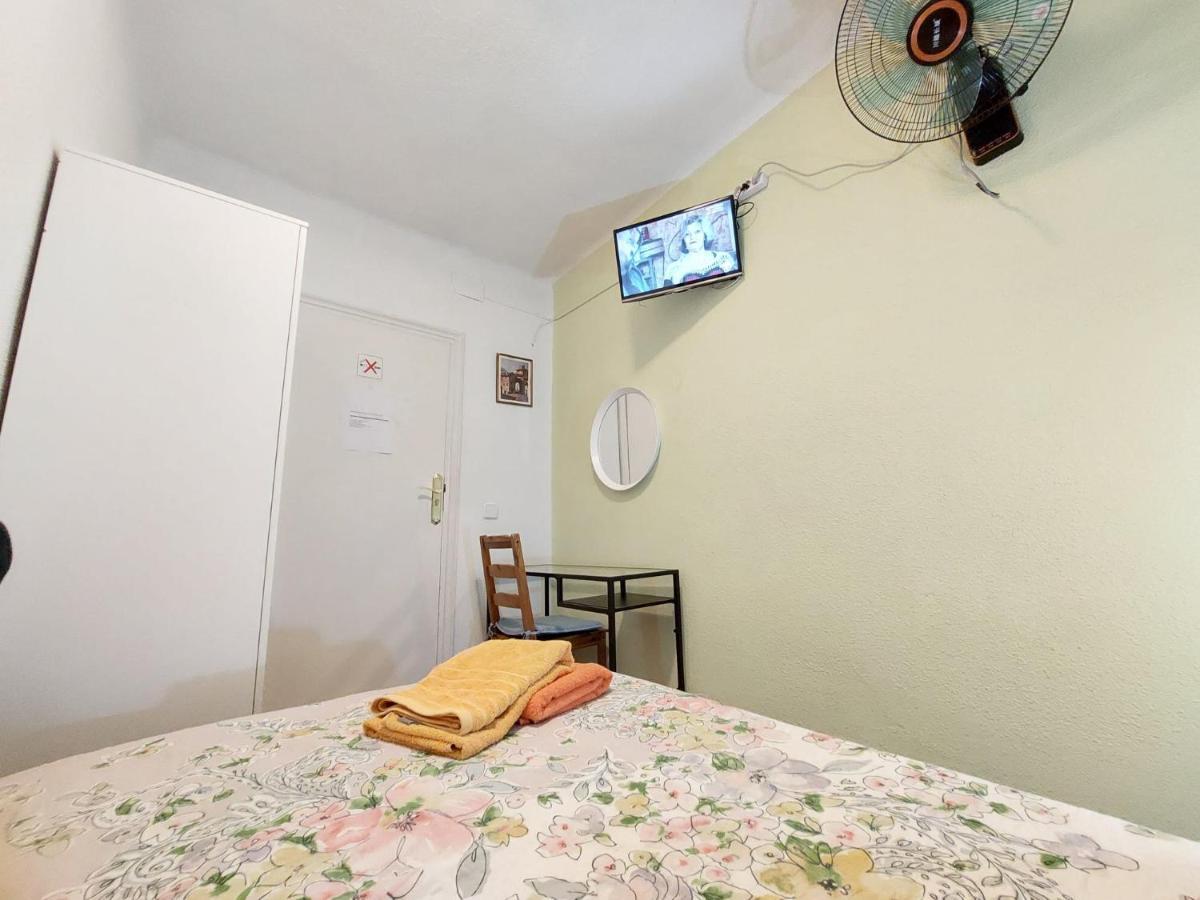 Homestay Olivos Madrid Ngoại thất bức ảnh