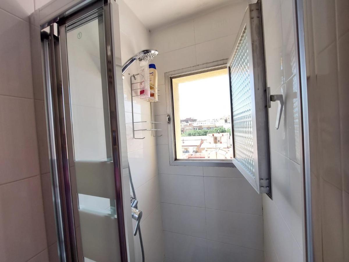 Homestay Olivos Madrid Ngoại thất bức ảnh